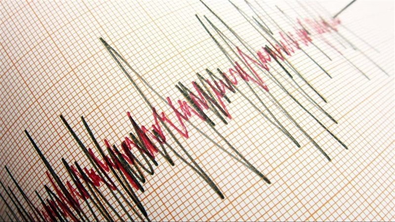 تضارب بيانات زلزال الفجر.. «البحوث الفلكية» توضح سبب تعديل الموقع والقوة