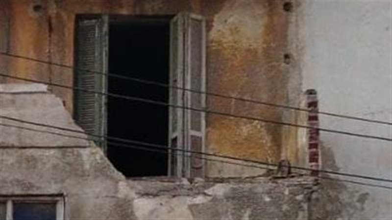 محافظ البحيرة: بلاغ وحيد بسقوط أجزاء من شرفة منزل غير مأهول في دمنهور عقب هزة أرضية