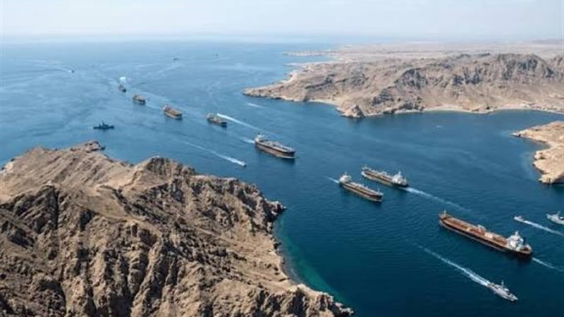 إعلام إسرائيلي: إيران تتراجع عن طلب رسوم عبور في مضيق هرمز