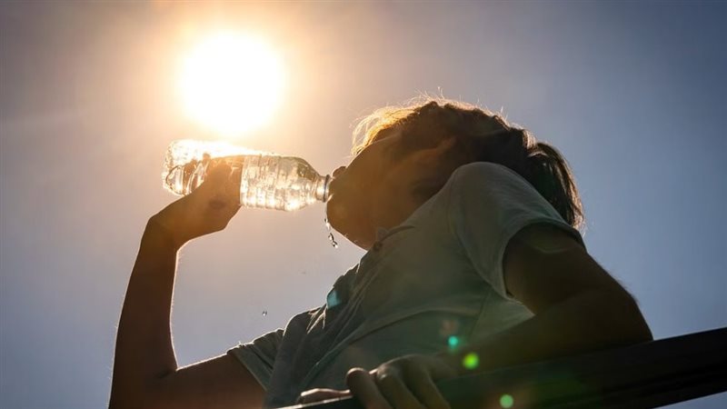 الأرصاد تحذر من اضطراب الملاحة بالبحر الأحمر والسواحل الشمالية اليوم الأربعاء
