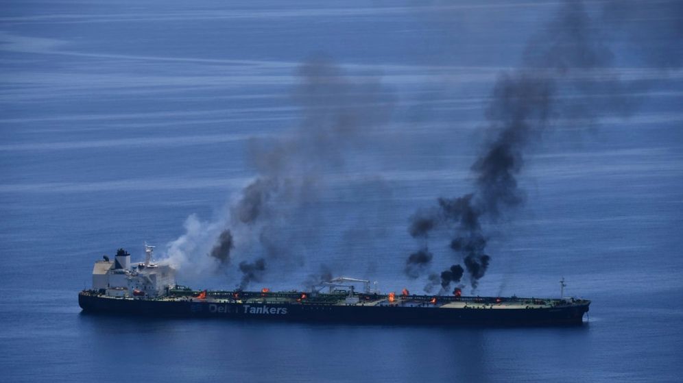 الحوثيون يعلنون استهداف ناقلة نفط سعودية قرب ينبع بالصواريخ الباليستية