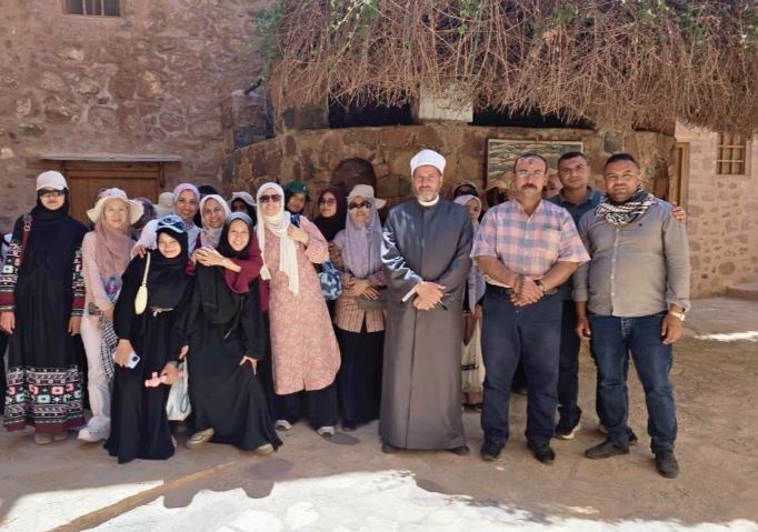 مرصد الأزهر يواصل معسكر «سفراء الوسطية» بمحاضرات عن التعددية ومواجهة التطرف