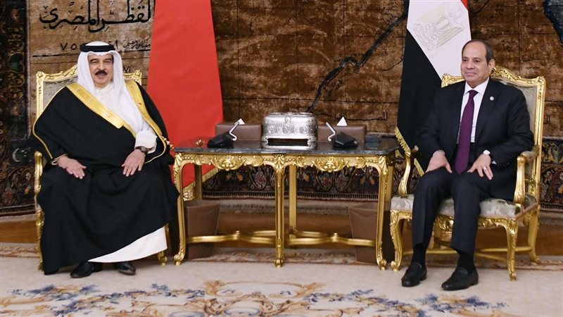 السيسي وملك البحرين يبحثان تعزيز التعاون ومجمل القضايا الإقليمية