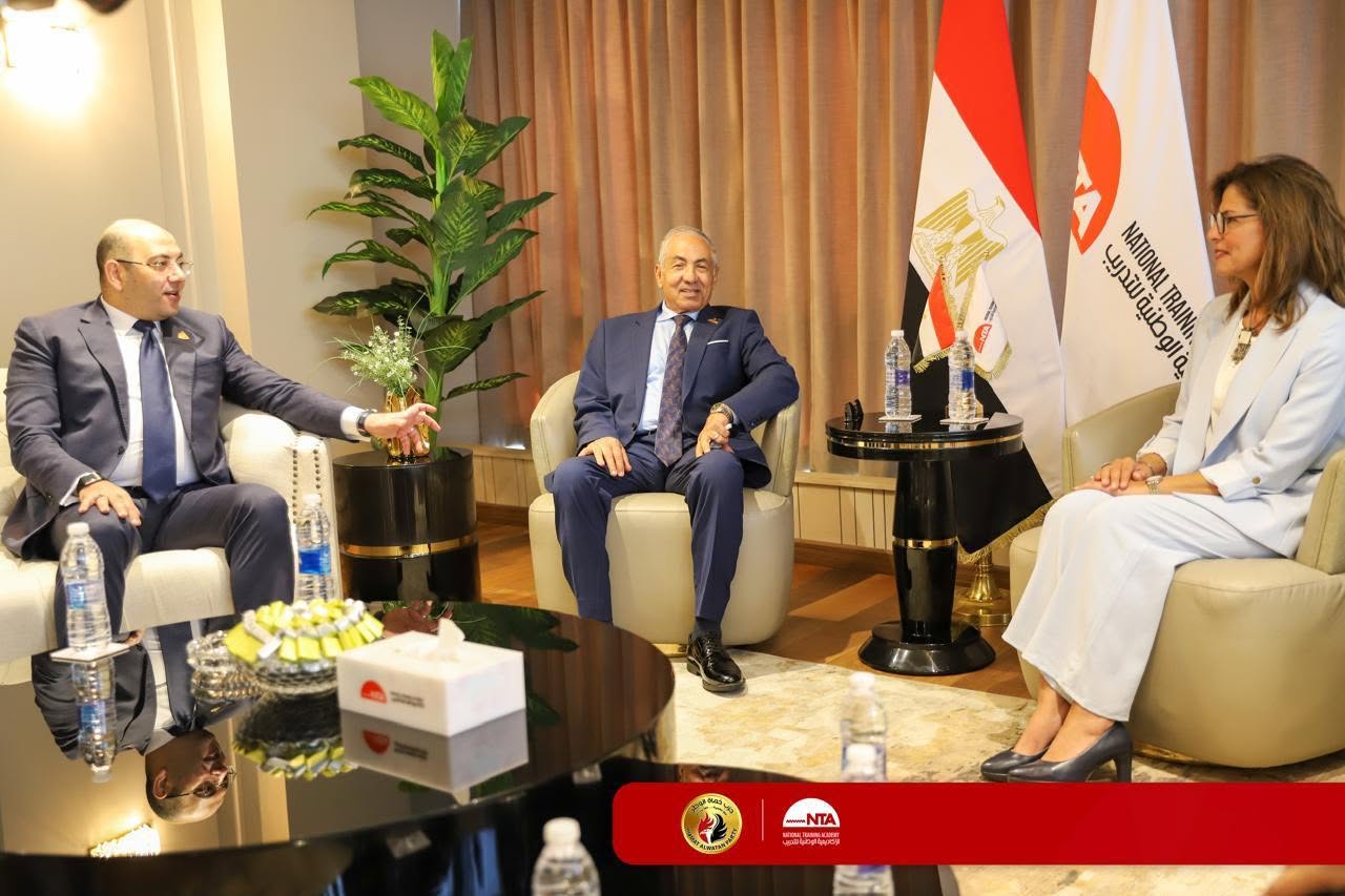 بروتوكول تعاون بين الأكاديمية الوطنية للتدريب وحزب حماة الوطن لتأهيل الكوادر