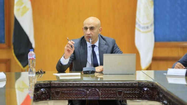 التعليم تستعد لإتاحة مناهج الصف الثاني بالبكالوريا المصرية 2027 عبر موقعها