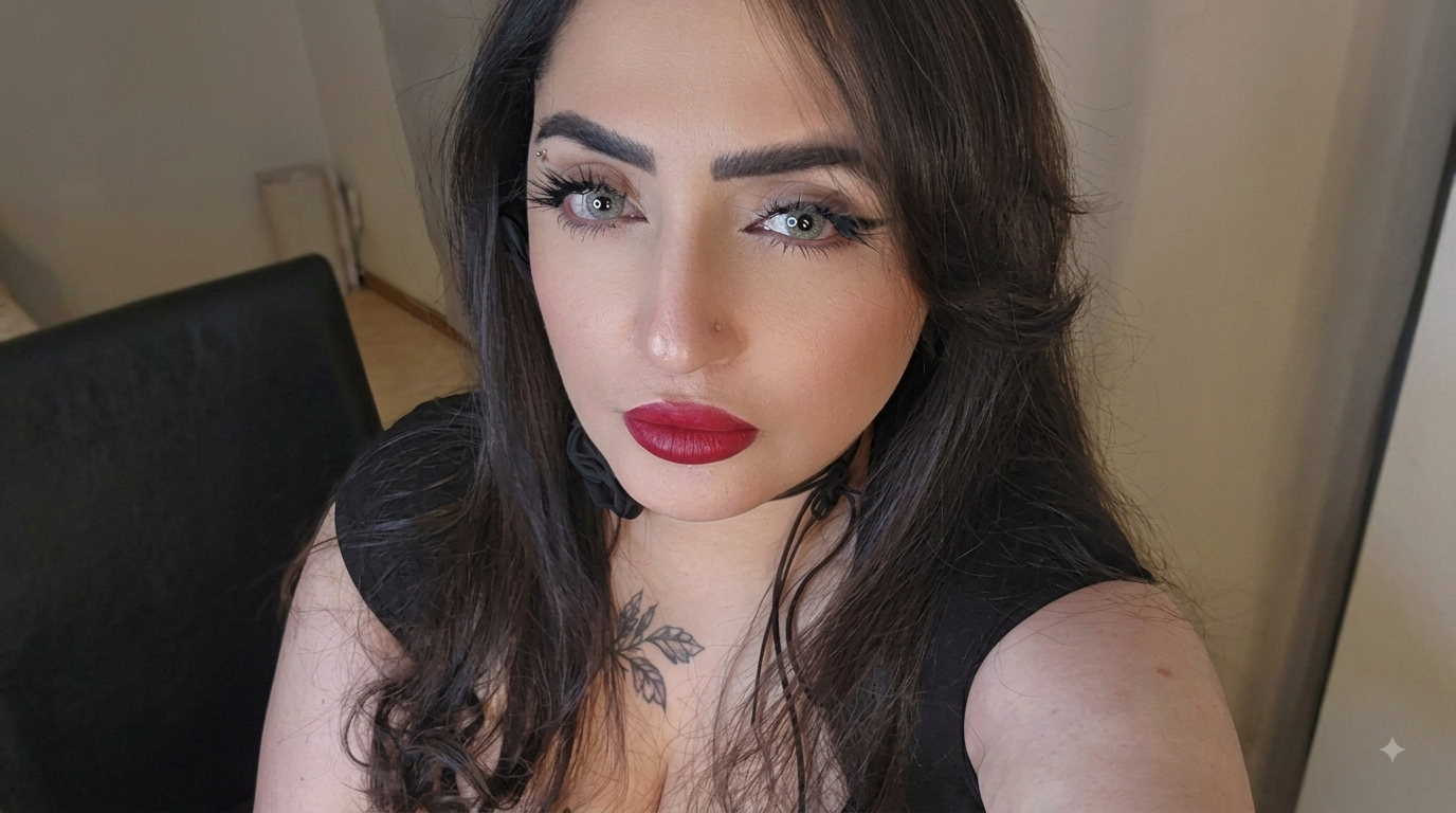 مواطنة مصرية بأوروبا تستغيث بالداخلية والنيابة العامة: حساب موثق ينتحل شخصيتي للنصب والابتزاز