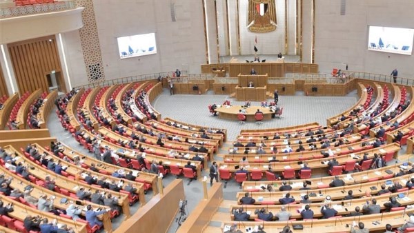 نائبان يشيدان بخطط استثمارات صينية في الألومنيوم بقيمة ملياري دولار بمنطقة قناة السويس