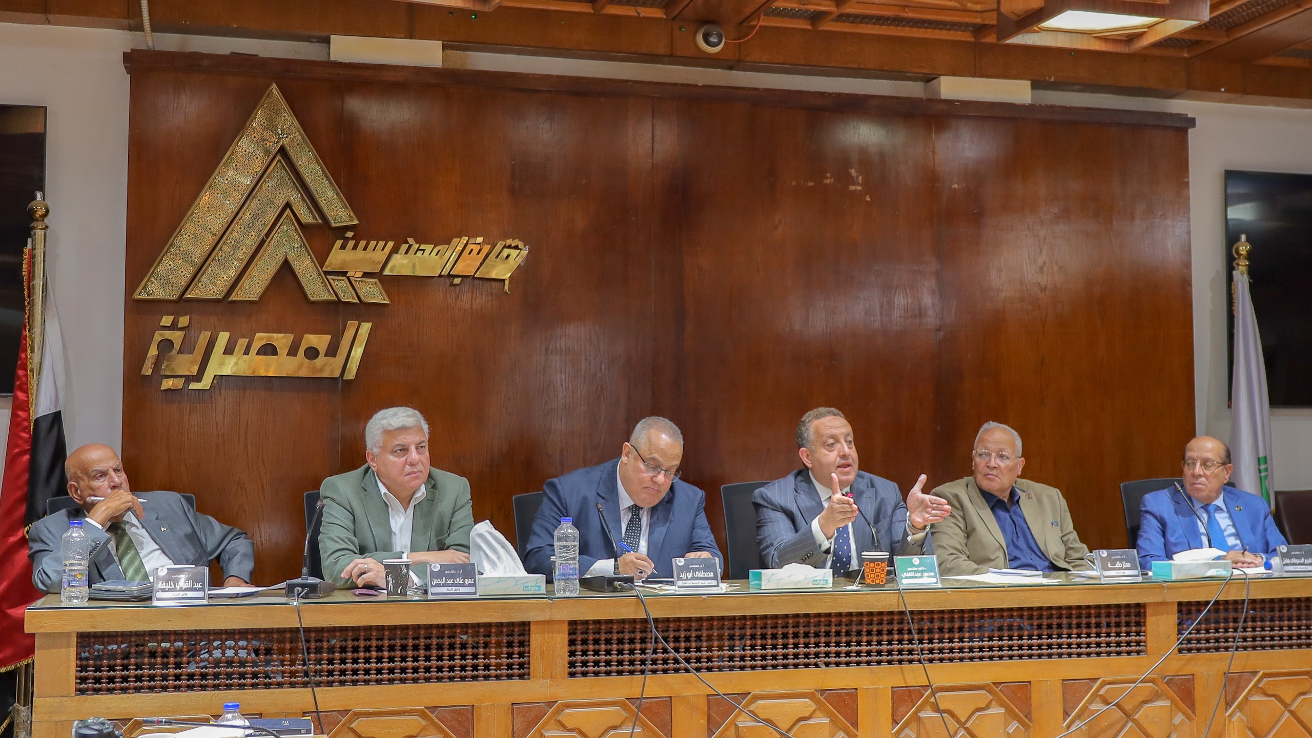 اللجنة العليا للهندسة الاستشارية لنقابة المهندسين تعقد اجتماعها الأول وتضع خارطة طريق للنهوض بالمهنة