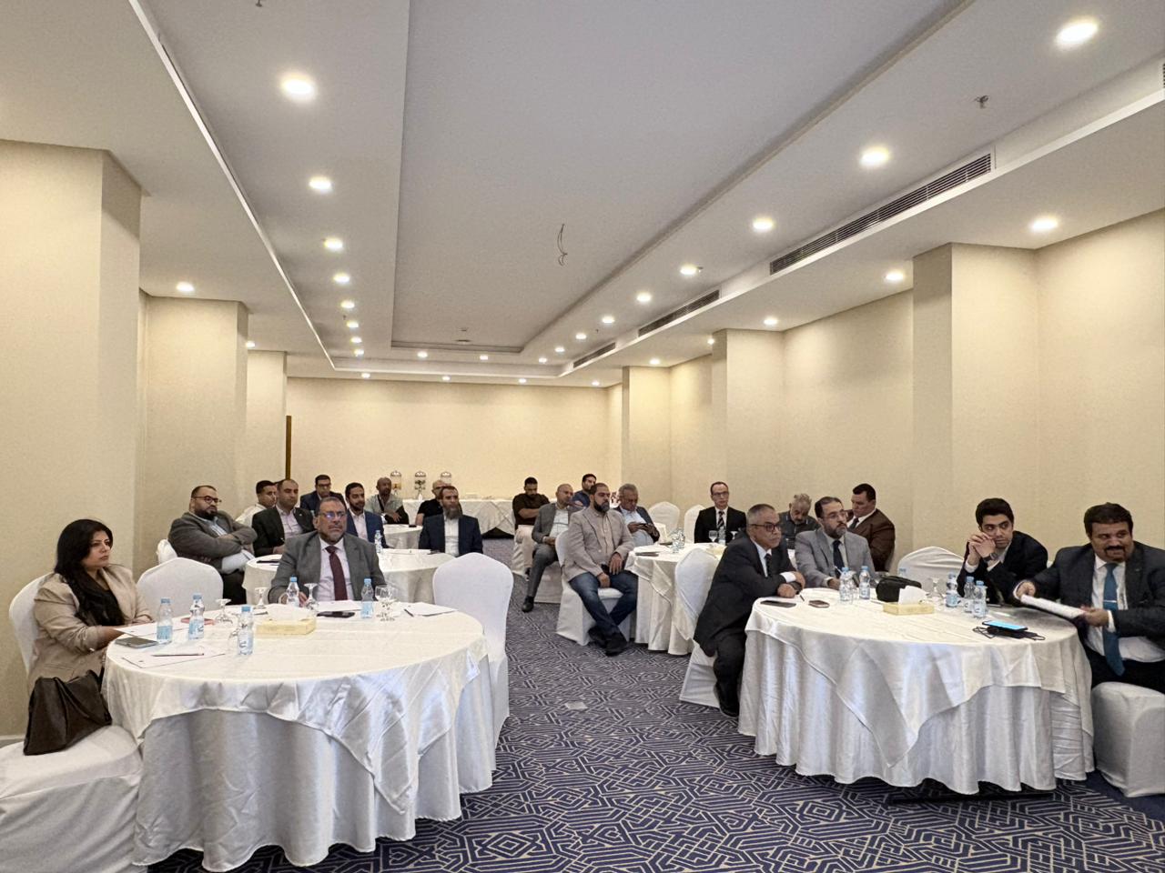 نقيب المهندسين يعقد لقاء مع المهندسين المصريين بالسعودية: