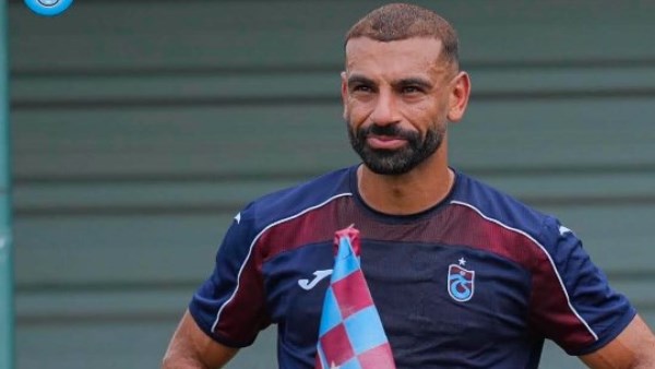 طرابزون سبور يرفض استقالة فاتح تيكي بعد الخروج الأوروبي وتحرك من محمد صلاح واللاعبين