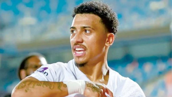 الزمالك يتواصل مع محامي بيزيرا ويتمسك بعودته إلى القاهرة