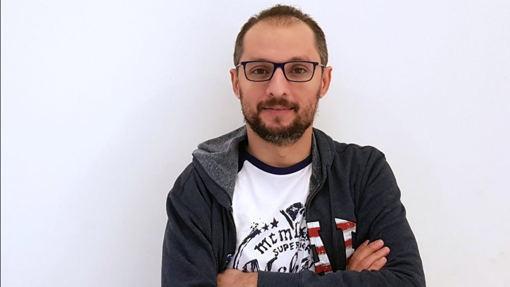 محمد سليمان عبد المالك: «بنج كلي» يستند إلى حالات حقيقية ويطرح المسكوت عنه في عالم الطب