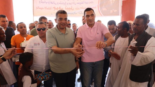 محافظ البحر الأحمر ووزير الرياضة يفتتحان تطوير مركز شباب أبو رماد