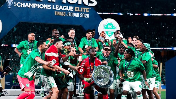 الأهلي السعودي يواجه صن داونز في بريتوريا بحثًا عن خطوة جديدة نحو العالمية