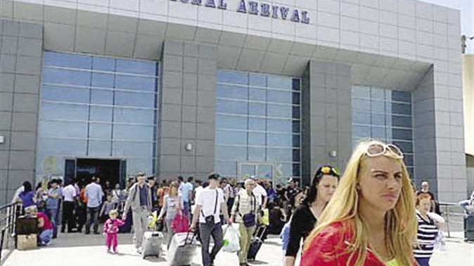 مطار الغردقة يستقبل 153 رحلة دولية السبت.. الأعلى خلال الأسبوع