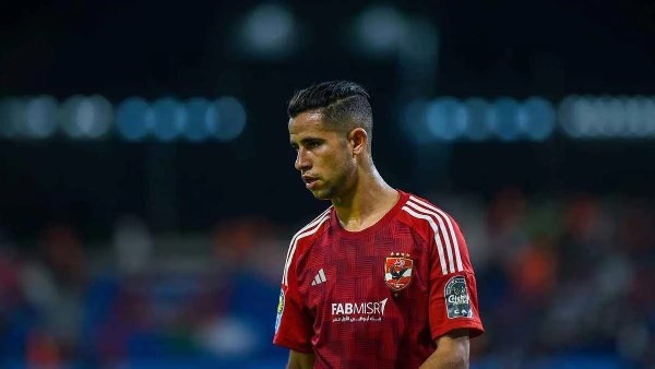 مصدر: الأهلي يوافق على فسخ عقد رضا سليم بالتراضي