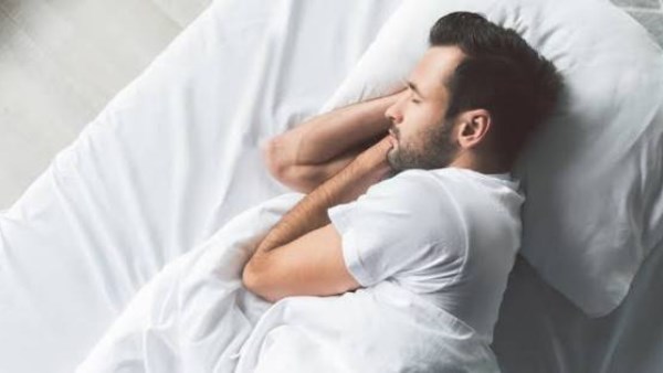 دار الإفتاء توضح حكم النوم قبل الفجر وقبل دخول أوقات الصلاة