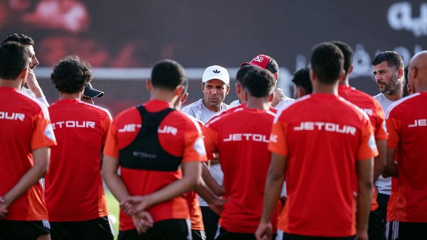 الأهلي ينفي غضب الحسين عموتة من مستوى توفيق محمد قبل قمة الزمالك