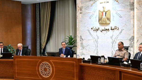الحكومة تمدد معرض «رمسيس وذهب الفراعنة» في لندن وتقر حزمة قرارات للإسكان والاستثمار