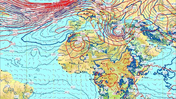 الأرصاد: أتربة كثيفة من شرق ليبيا تتقدم نحو مطروح وتؤثر على القاهرة الكبرى