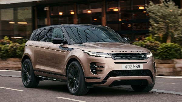 رنج روفر إيفوك 2026 P250 تعتمد تقنية الهجين الخفيف MHEV