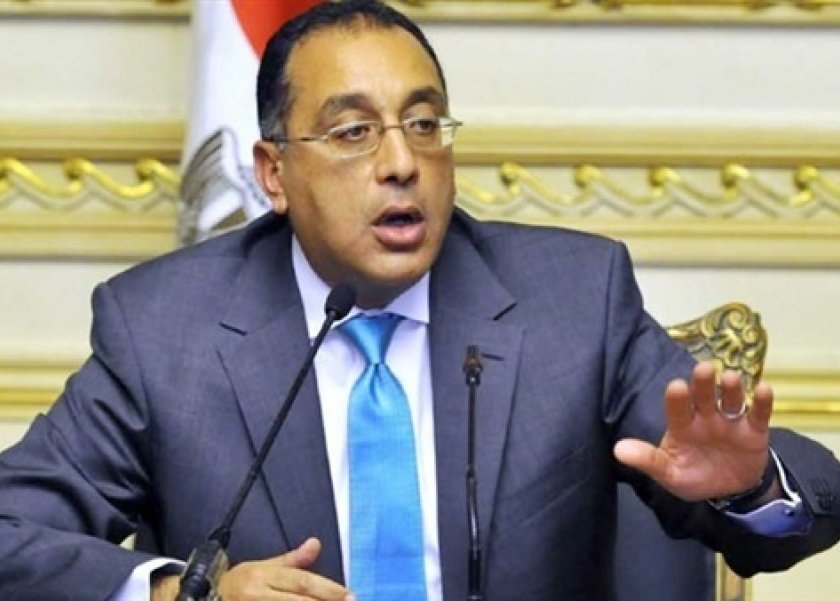 شائعات وحقائق.. الحكومة ترد على 13 شائعة.. أبرزها التصنت على محادثات "مواقع التواصل"