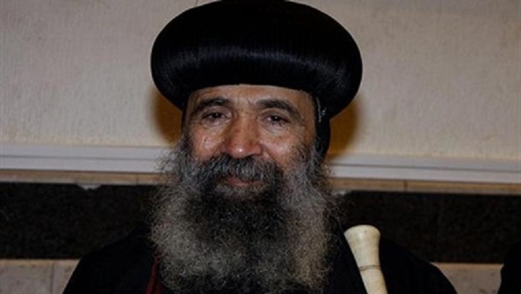 الانبا ارميا يزور الانبا بسنتى بمستشفى السلام