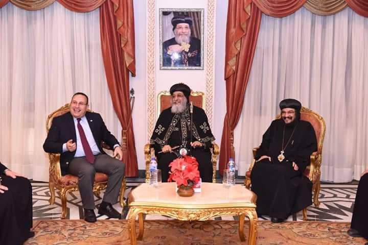 البابا يستقبل محافظ الإسكندرية