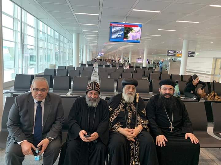 البابا تواضروس يصل مطار فرانكفورت