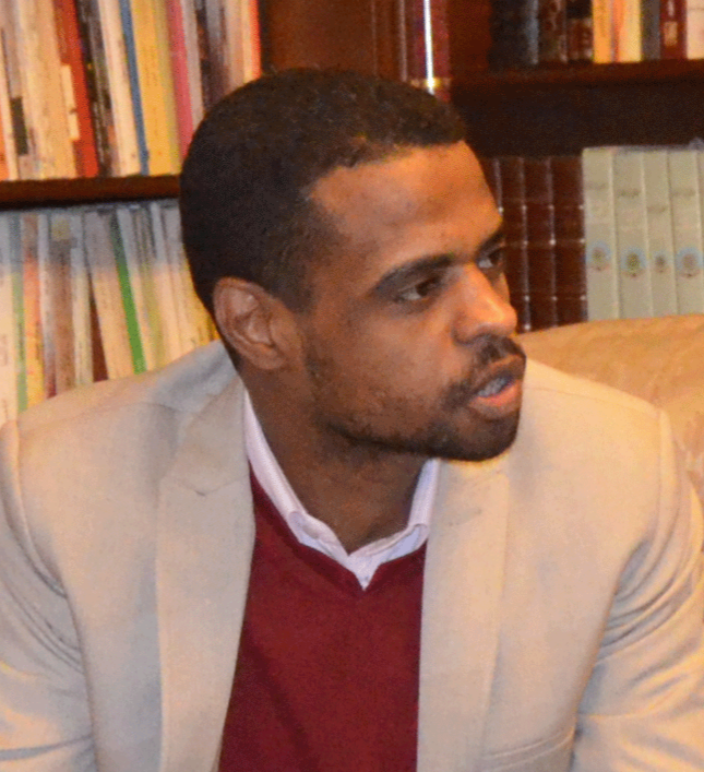 محمد أبو العيون يكتب:  أستاذ الإمام.. كيف شكل «سيد قطب» عقلية «أحمد الطيب»؟  (وثائق)