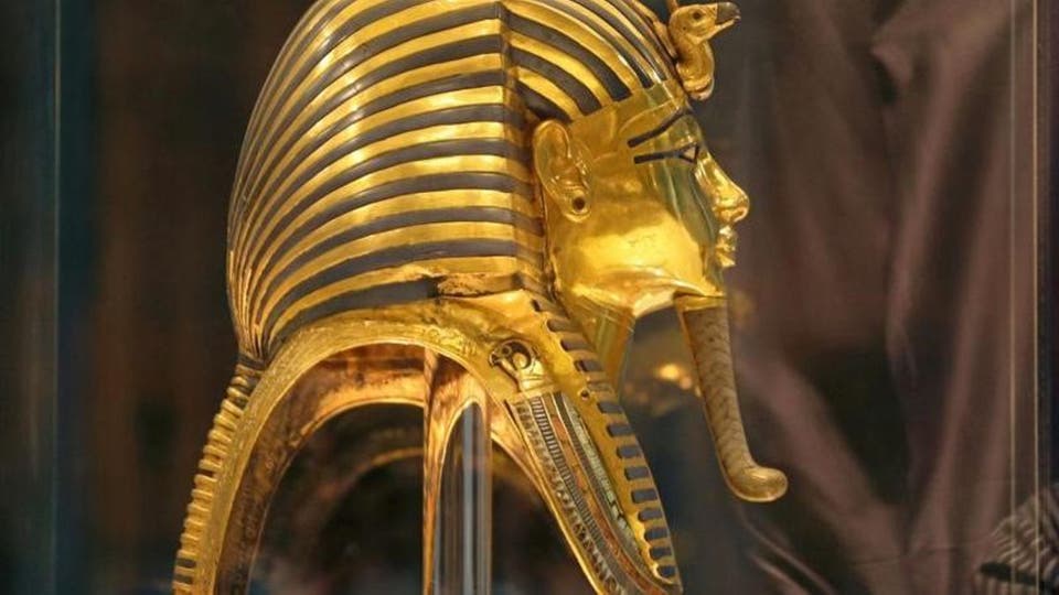 "المحافظين" فى مواجهة الحكومة بـ"البرلمان" حول بيع رأس "توت عنخ آمون" فى بريطانيا