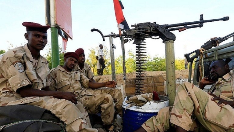 الجيش السودانى يقصف مواقع تمركز الدعم السريع فى الخرطوم بالطائرات المسيرة