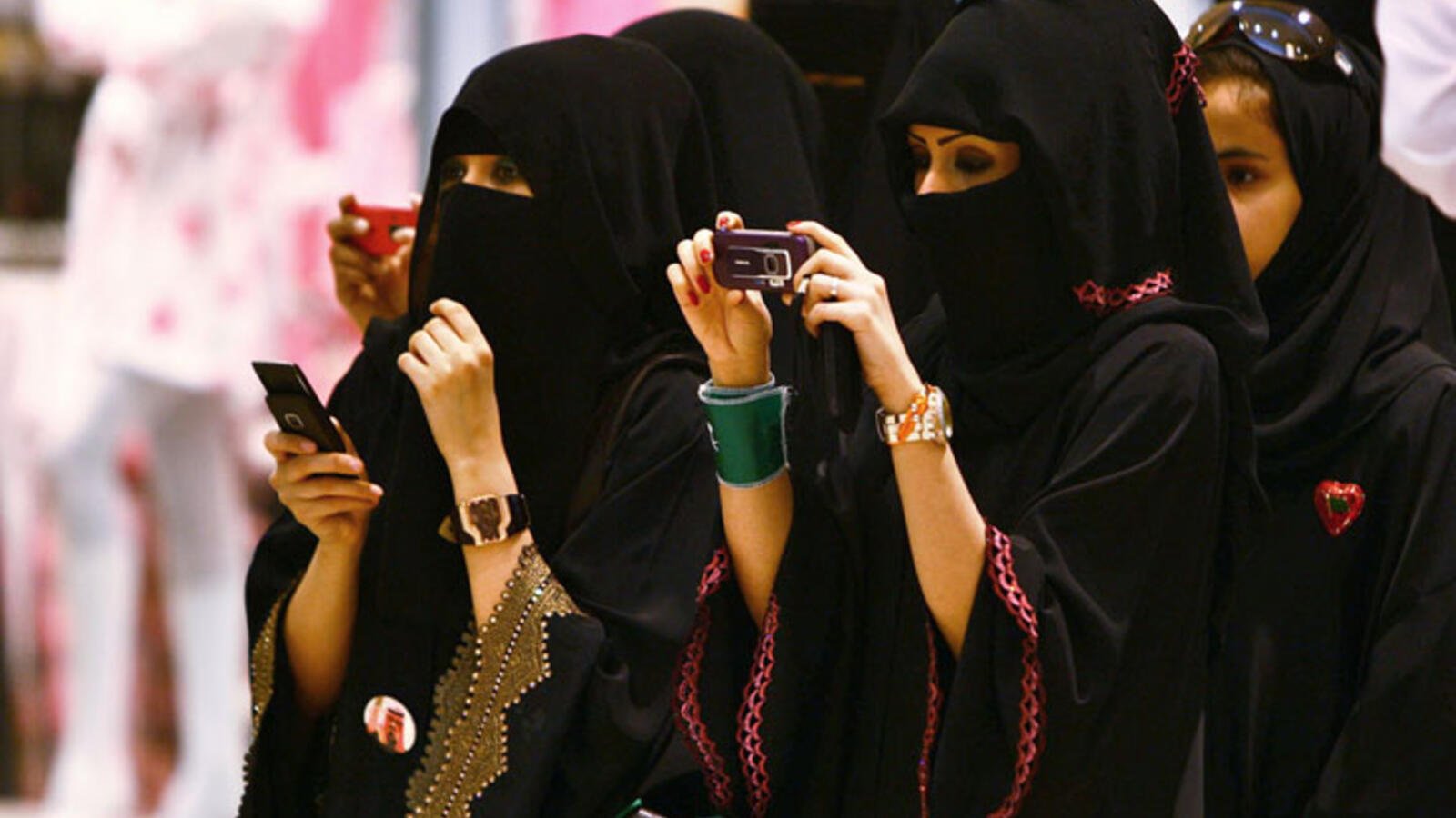 بعد حادثة إطلاق النار.. هل تمنع السعودية مواطنيها من السفر إلى تركيا؟