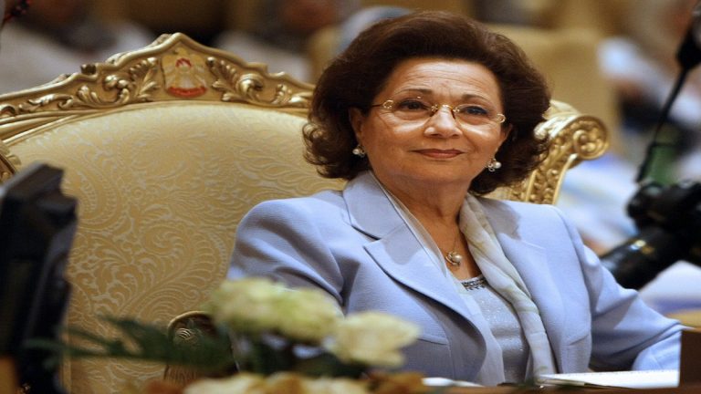 التصالح مع شقيق سوزان مبارك مقابل سداد 45 مليون جنيه