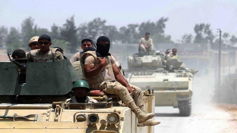 مقتل 15 ارهابيا في مداهمة أمنية بالعريش