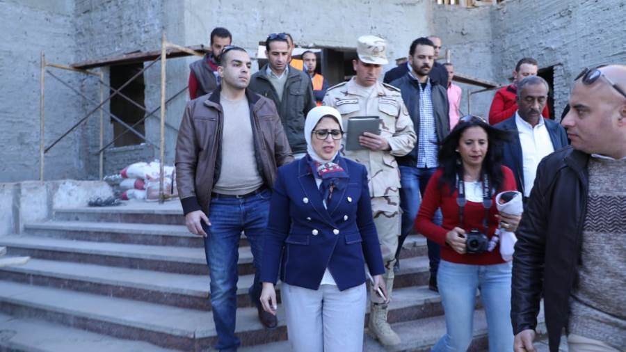 احتجاز اثنين من مساعدي وزيرة الصحة بالحجر الصحي بمطروح