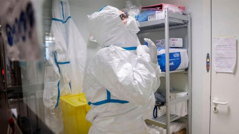 بعد استشهاد 19 طبيب ..نقابة الاطباء تهاجم وزارة الصحة وتحملها المسئولية  : لن نترك حقهم "بيان"