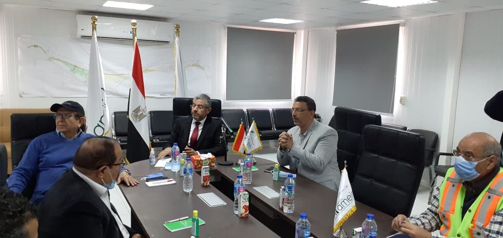 رئيس مدينة العلمين: نواجه كورونا ولدينا إصرار على استكمال البناء