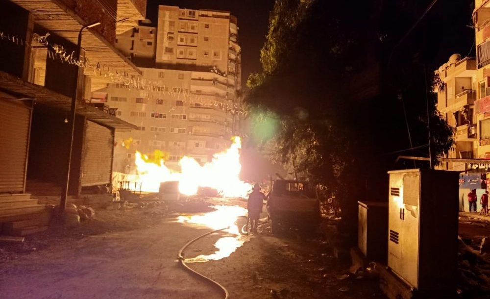 “تاون جاس”: سيطرنا على حريق كوبري الحلمية وجاري أعمال التبريد