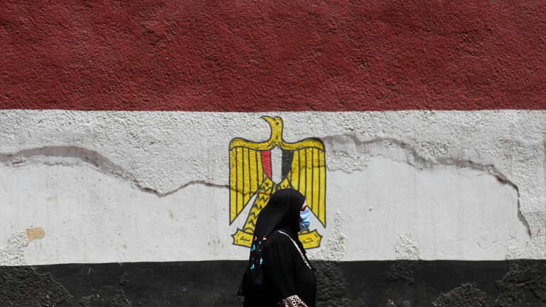 القاهرة والجيزة الأكبر في إصابات كورونا.. رئيس الوزراء يطالب المحافظين بالحزم فى تطبيق الإجراءات الاحترازية