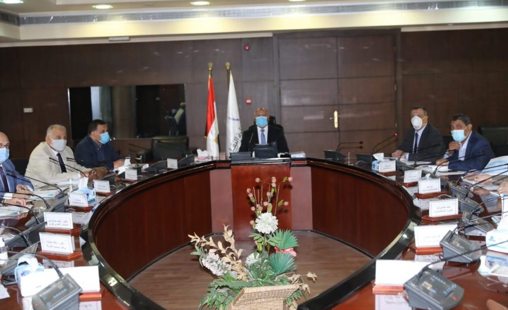 وزير النقل: التعاقد على شراء 260 جرار لدعم قوة الجر بالسكة الحديد