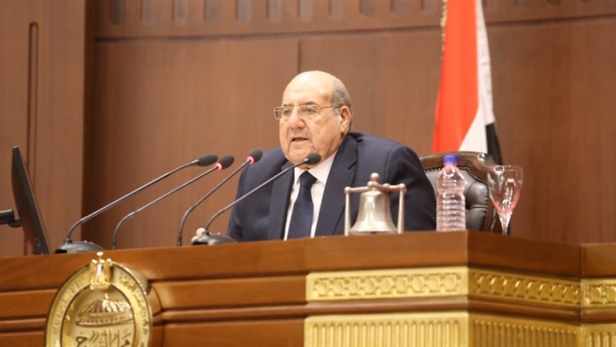 رئيس الشيوخ يستوضح حقيقية سقوط «السيستم» خلال أداء امتحانات نهاية العام