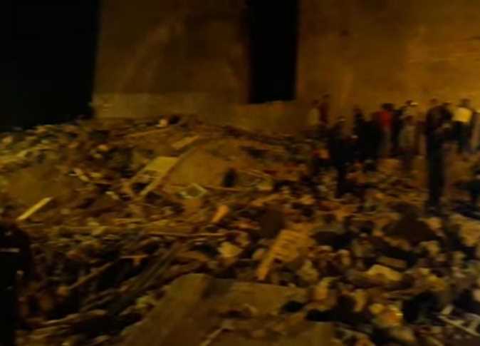 التحقيقات: عقار محرم بك المنهار بالإسكندرية صادر له 3 قرارات ترميم ولم تنفذ