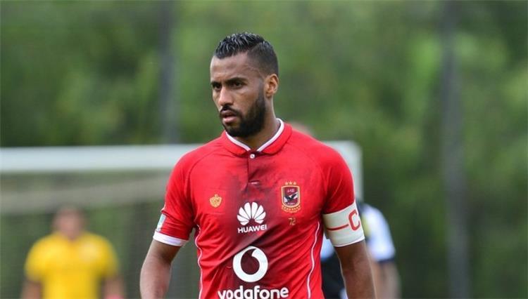 إصابة دموية خطيرة لـ حسام عاشور وعطوة في لقاء الأهلي والاتحاد «فيديو»