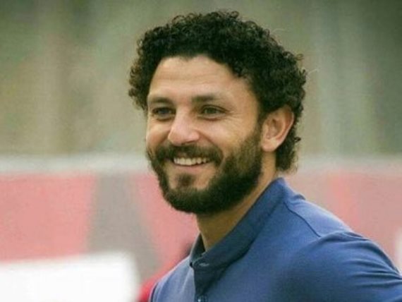 حسام غالي عضو مجلس النواب يسحب قرعة الكونفدرالية