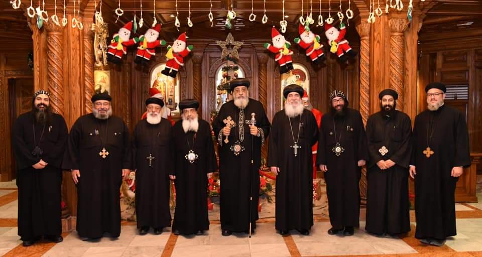 قداسة البابا يجتمع بسكرتارية المجمع المقدس