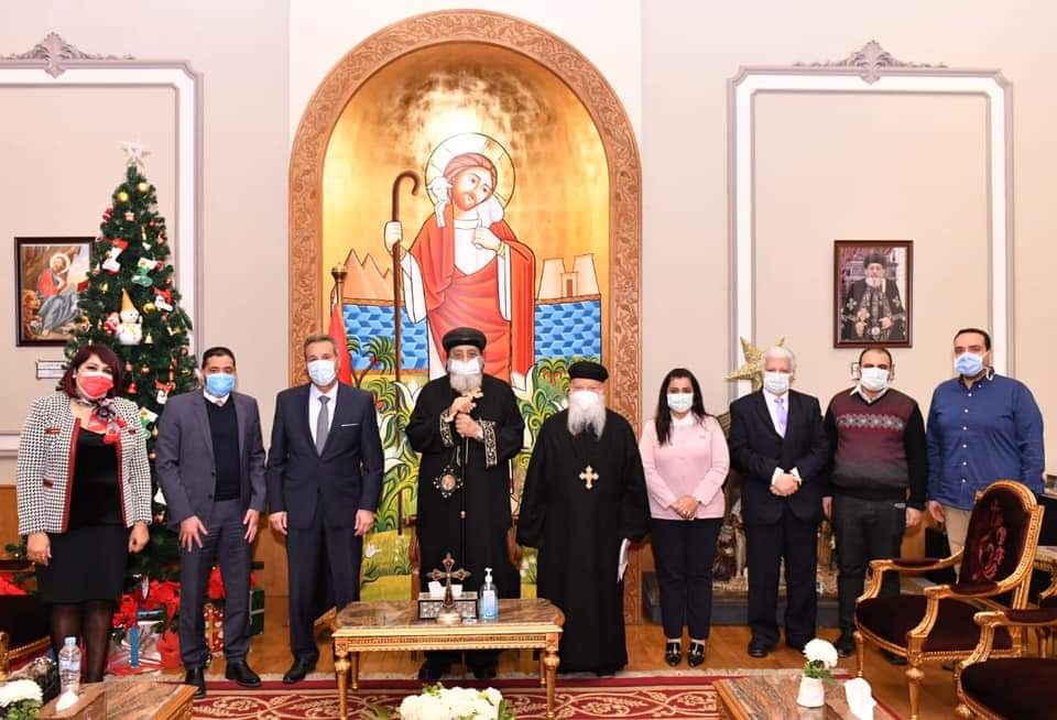 قداسة البابا يستقبل وفد بنك مصر