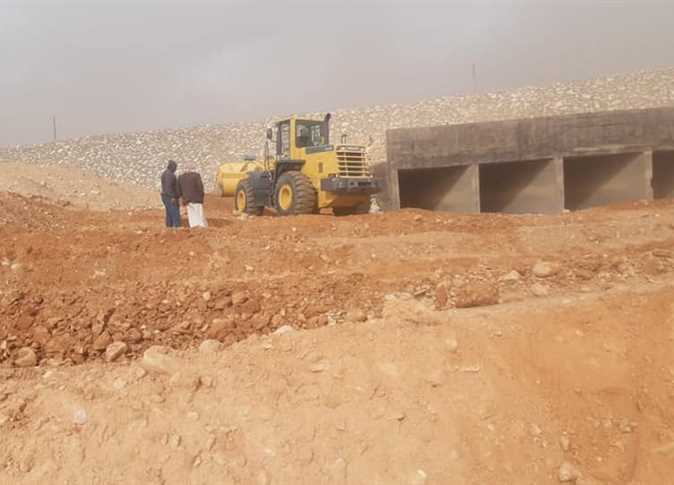 رئيس «القوى العاملة» بالبرلمان يطالب رجال الأعمال بتوجيه الاستثمارات نحو سيناء