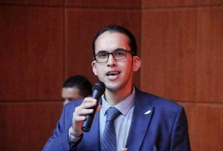 د . إبراهيم محمود هارون يكتب .. { أزماتنا }