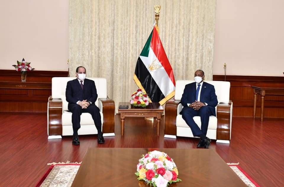10 رسائل للرئيس السيسي في زيارته الرسمية إلى السودان